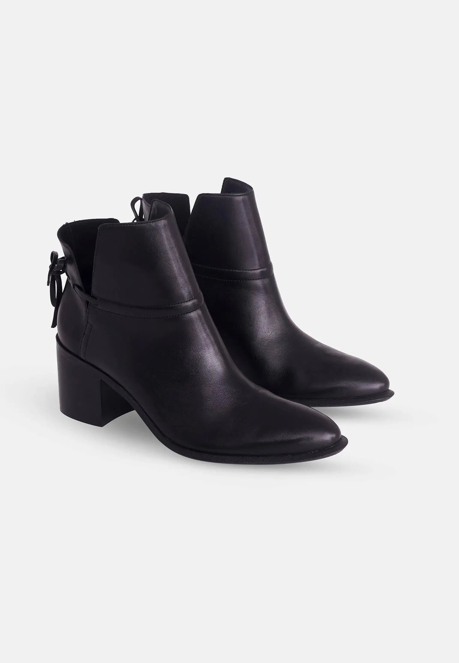 Attalea Black Leather Ankle Boots – 6.5cm Block Heel Mangará Atelier