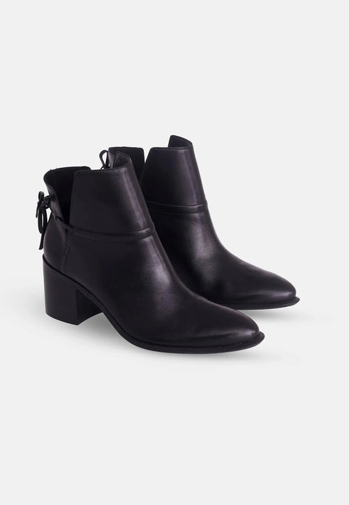 Attalea Black Leather Ankle Boots – 6.5cm Block Heel Mangará Atelier